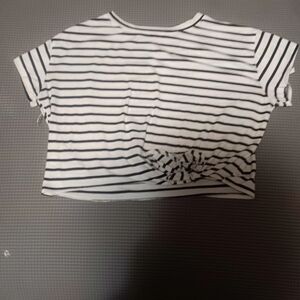 SHEIN Monochrome Striped Short Sleeve Top